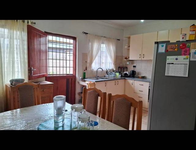 3 BEDROOM SIMPLEX FOR SALE IN BONELA